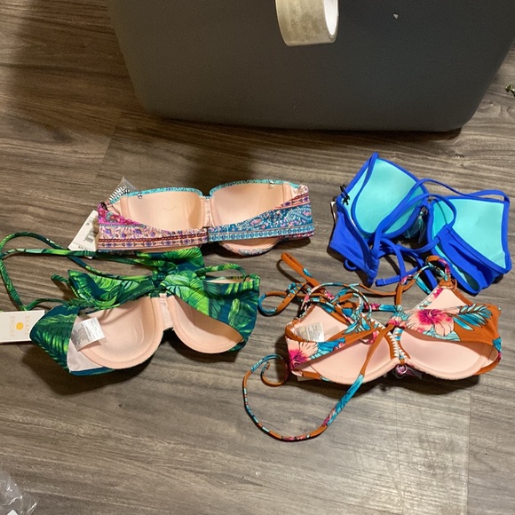 Shade Shore Bikini Swimsuit Top 34A. Lot Of 4 - Picture 2 of 7